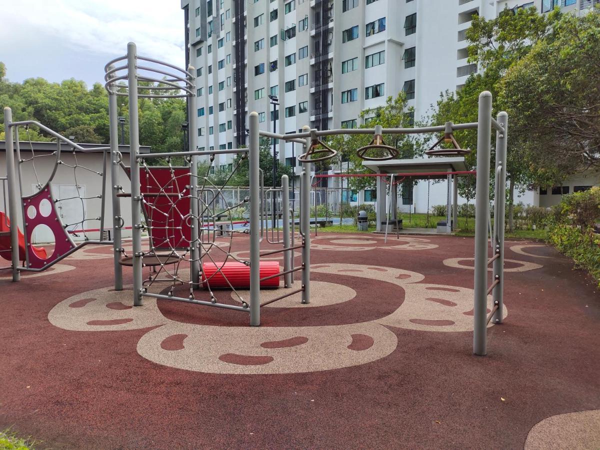 דירות שאה אלאם De Cozy Corner Suria Rafflesia Setia Alam מראה חיצוני תמונה